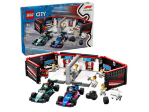 F1® garage met Mercedes-AMG en Alpine auto's 60444