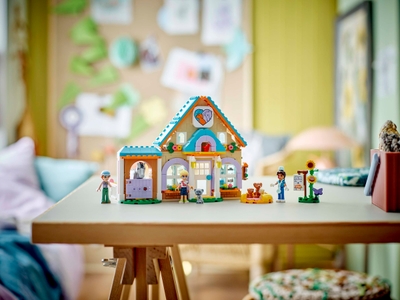 LEGO 42651 Friends Dierenkliniek voor paarden en huisdieren